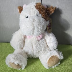 Adorable Plush Cow 🐮